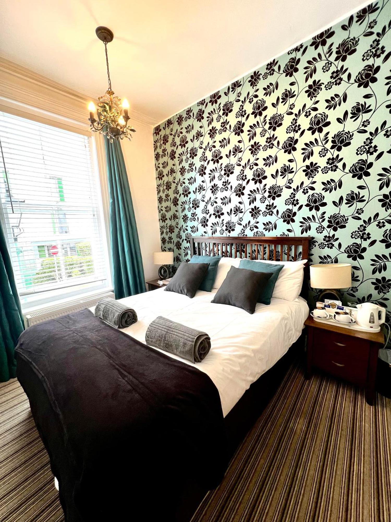 Bamboo Guesthouse Борнмут Екстер'єр фото