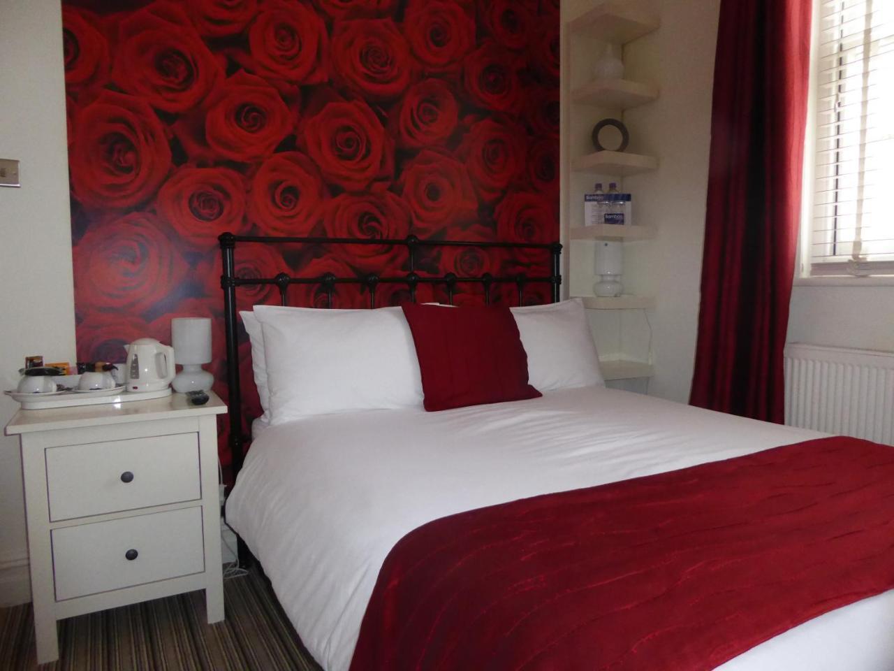 Bamboo Guesthouse Борнмут Екстер'єр фото
